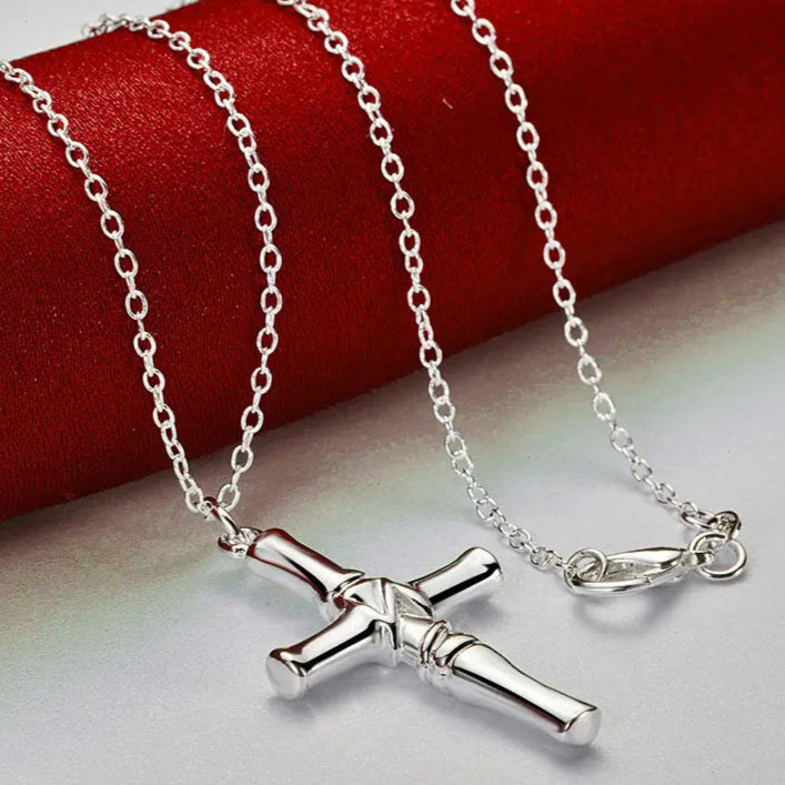 Corrente Crucifixo de Fé e Proteção