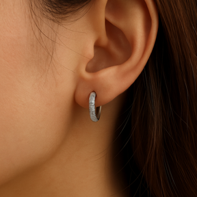 Brinco Classic Silver Hoops