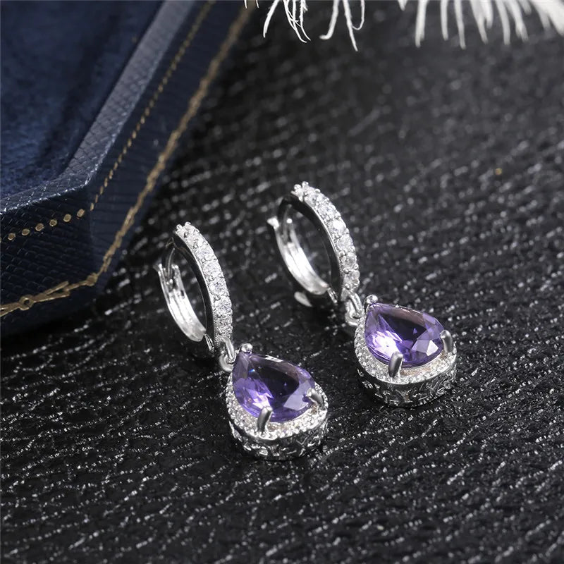Brinco Violet Drop
