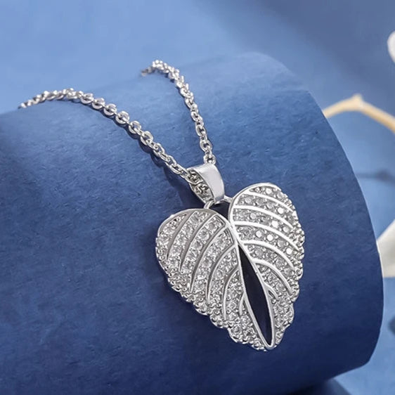 Colar Crystal Angel Wings