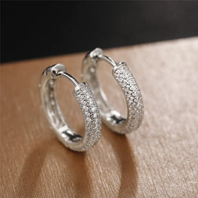 Brinco Classic Silver Hoops